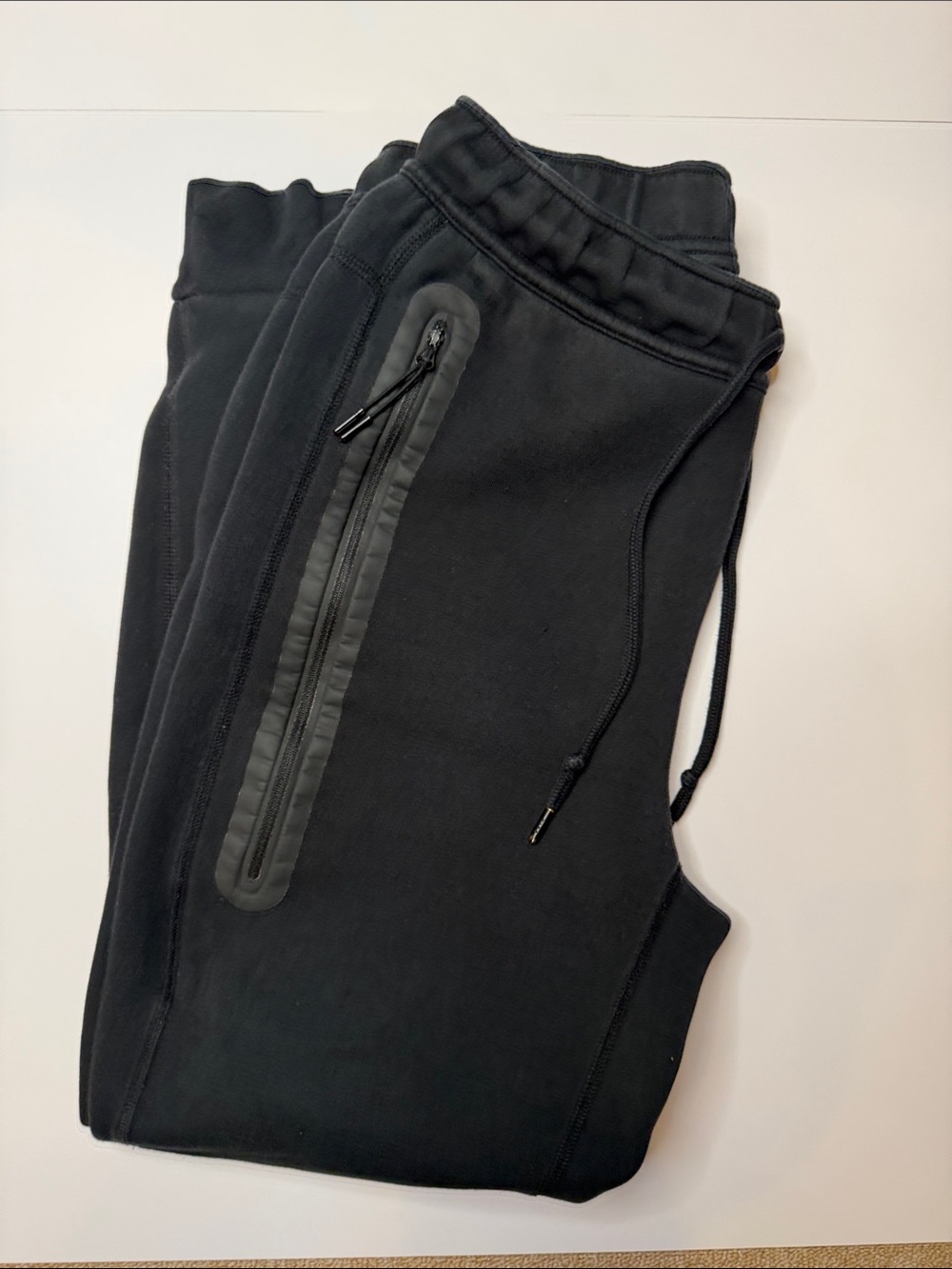 Nike Tech Fleece Black Drawstring Jogger Pants - Picture 6 of 6